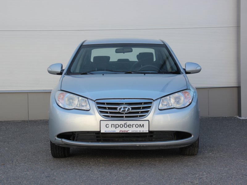 Hyundai Elantra 206