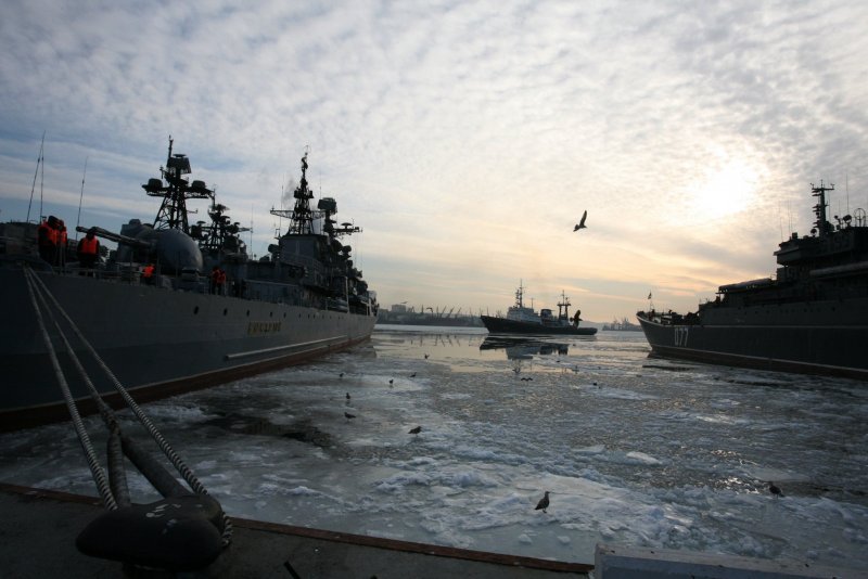 Авианосная группа США во главе с авианосцем