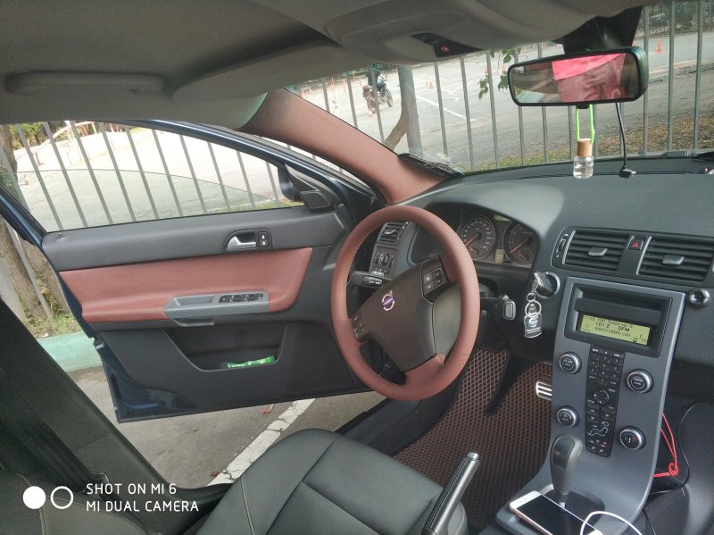 Подиумы Volvo s40