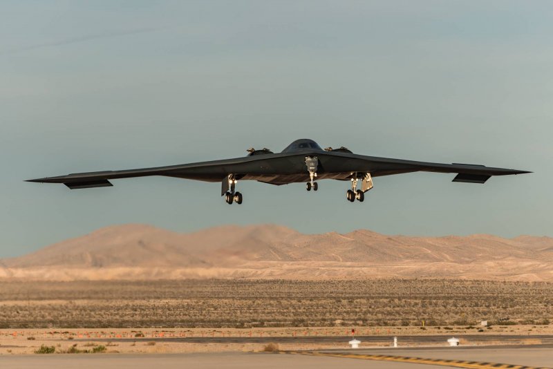B-2 Spirit: стелс-бомбардировщик