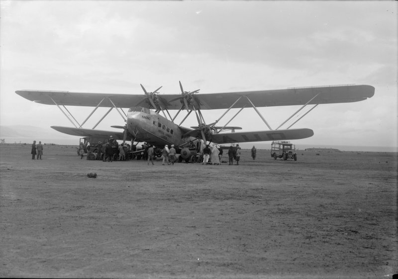 Handley Page HP 42