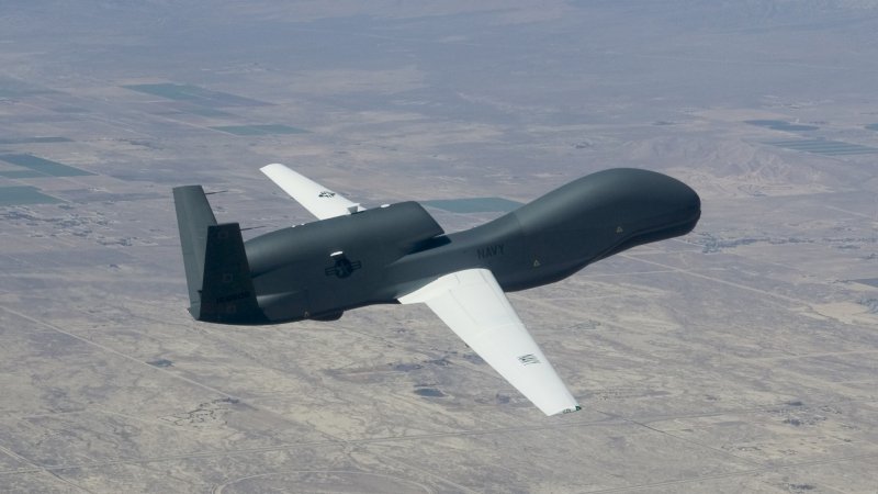 Американский дрон разведчик RQ 4 Global Hawk