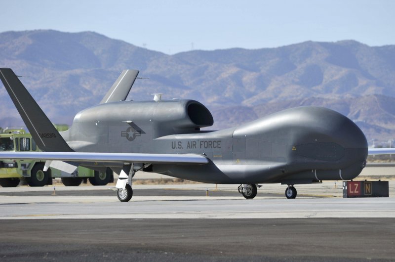 Беспилотник RQ-4b Global Hawk