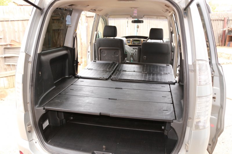 Toyota Voxy Camper