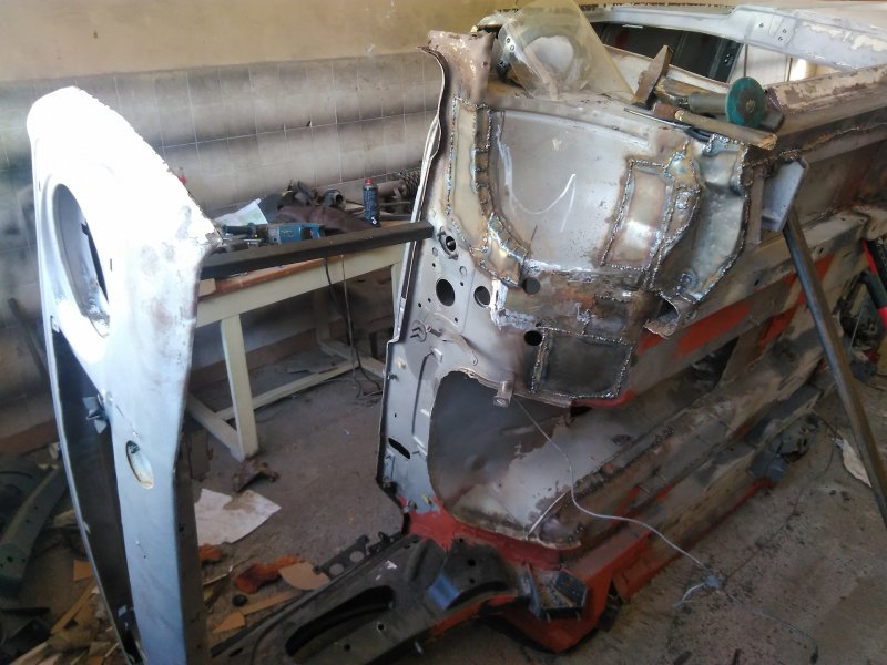 Лонжерон задний e39