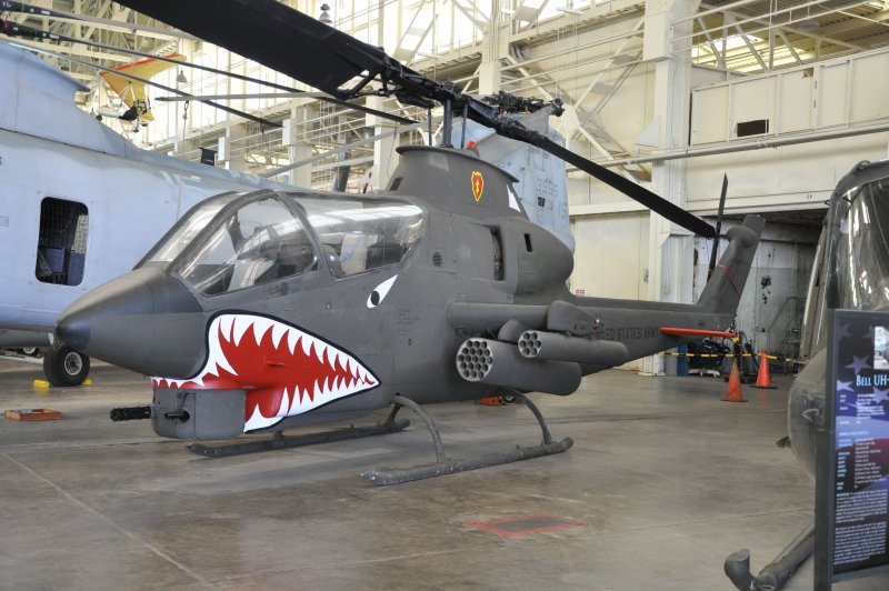Ah-1g Huey Cobra