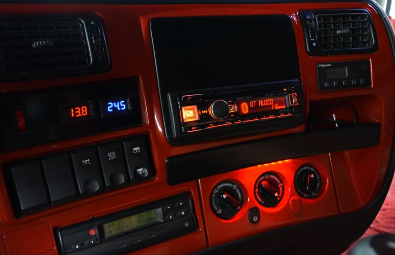 Renault Premium Tuning салона