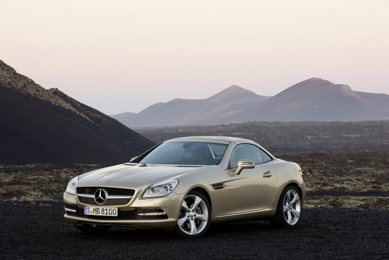 Мерседес Бенц SLK 350