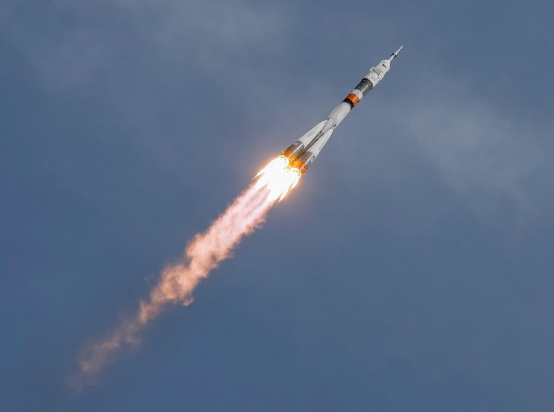 Ракета взлетает