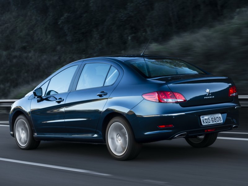 Peugeot 408 i