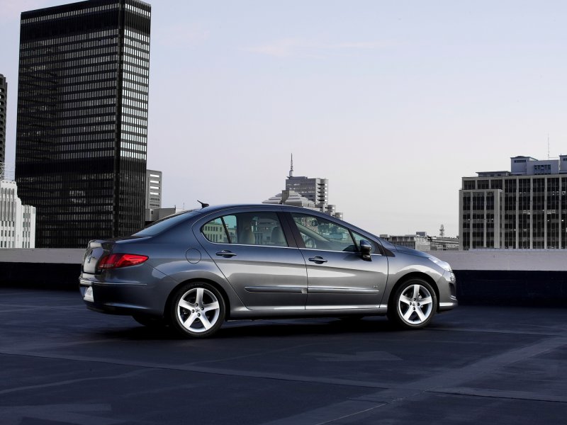 Peugeot 408, 2012 седан