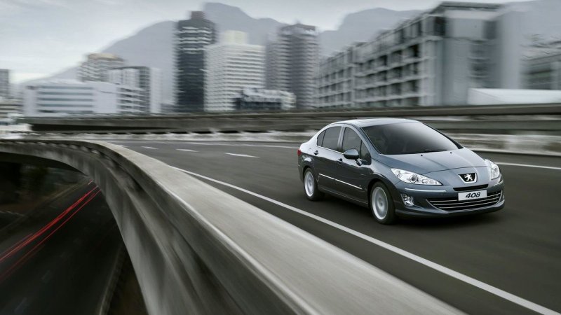 Peugeot 408