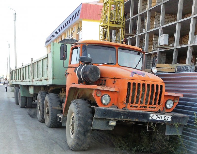 Урал 44202 старого образца