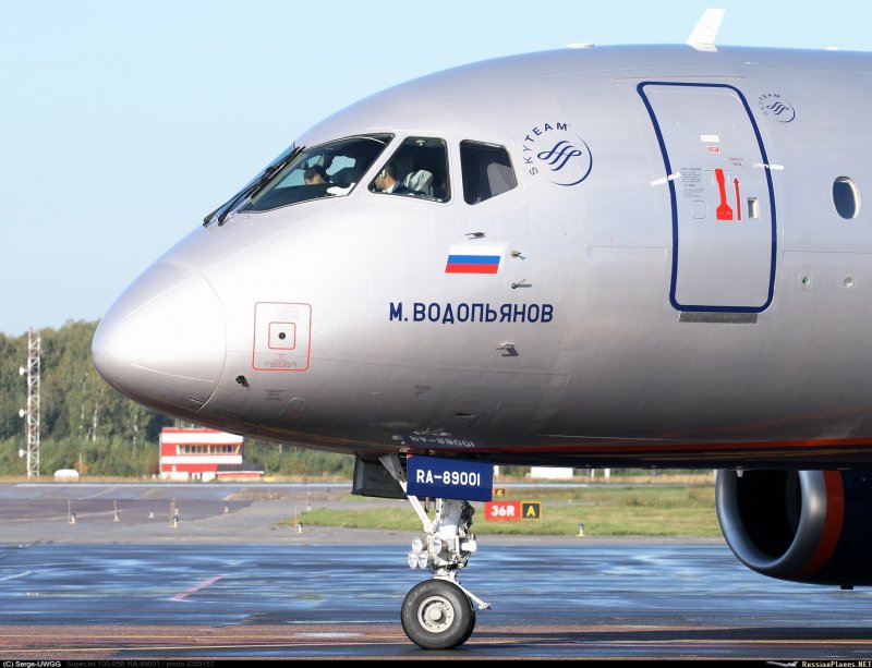 Sukhoi Superjet 100-95