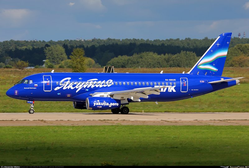 Авиакомпании Якутия Sukhoi Superjet 100