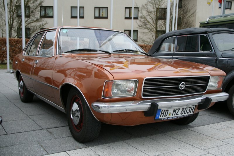Opel Rekord 1975