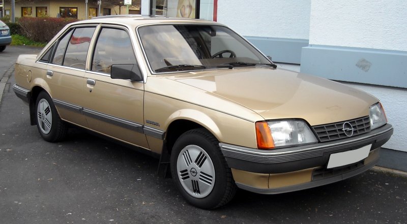 Opel Rekord 1986