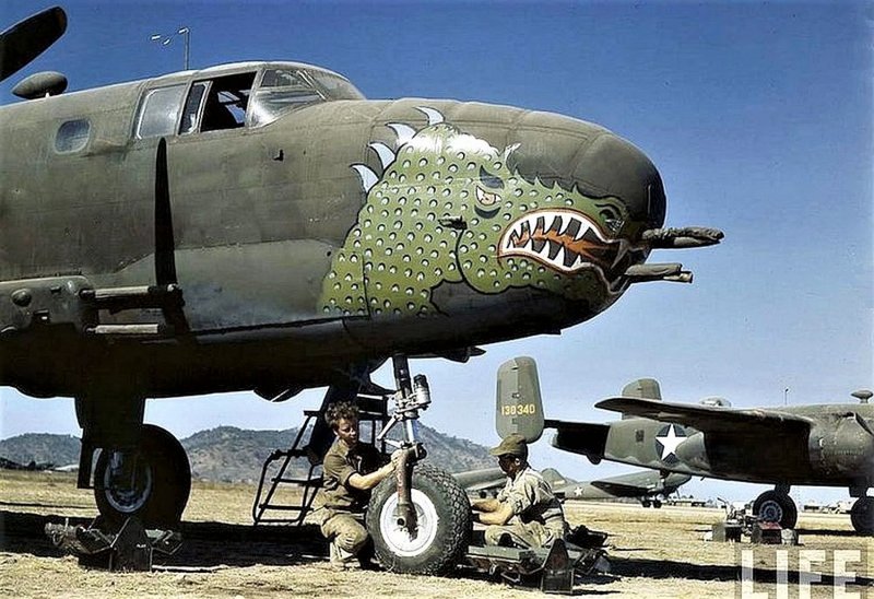 B25 самолет