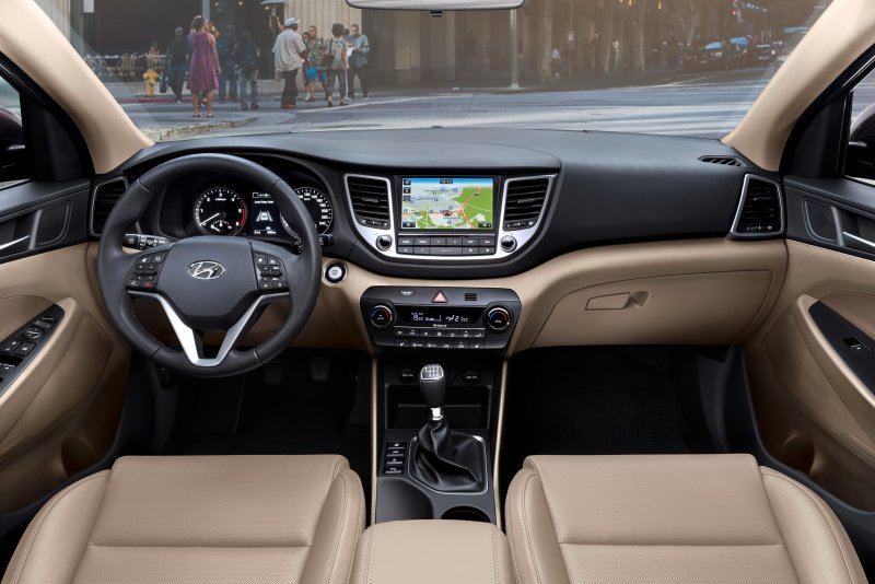 Hyundai Tucson 2016 салон