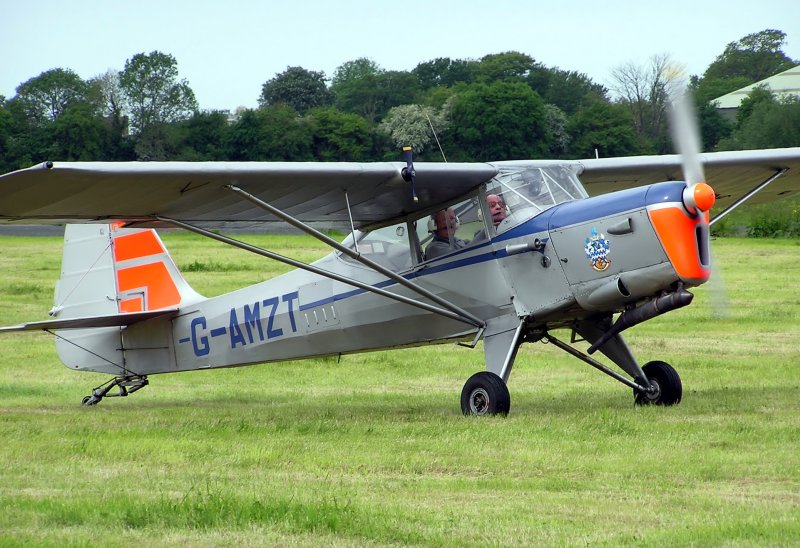Самолет Auster j-4
