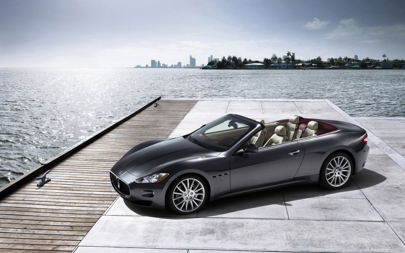 Maserati GRANCABRIO 2010