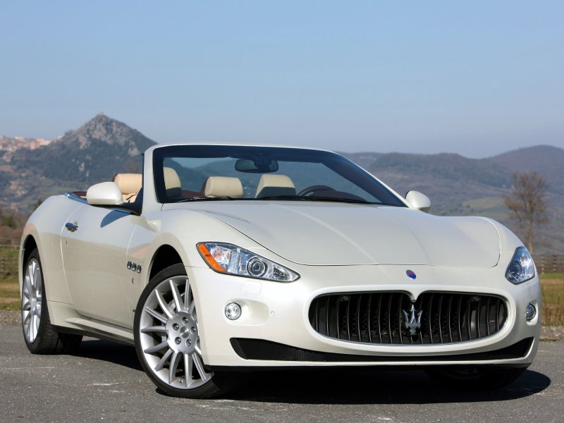 Maserati GRANCABRIO 2010