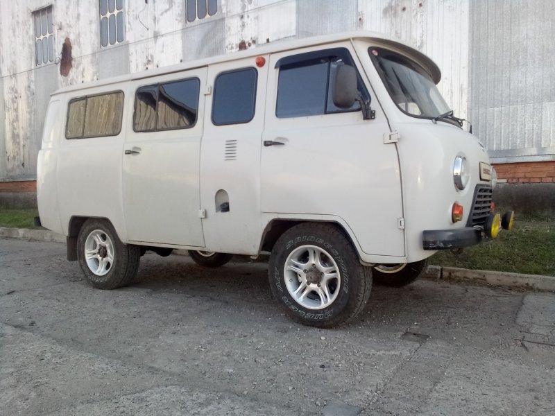 УАЗ Буханка Грузопассажирский 3909