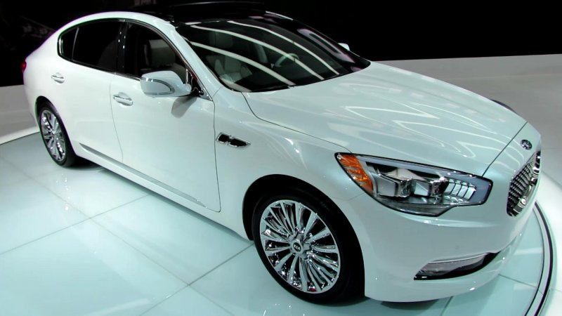 Kia k900 v8