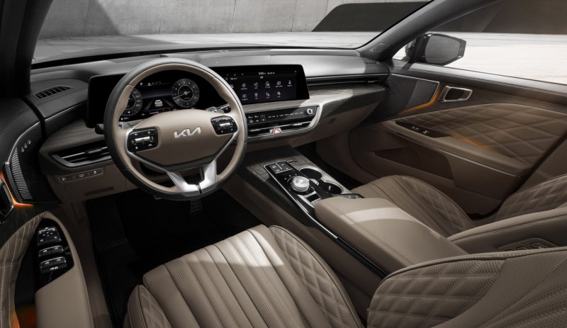 Kia k8 Interior