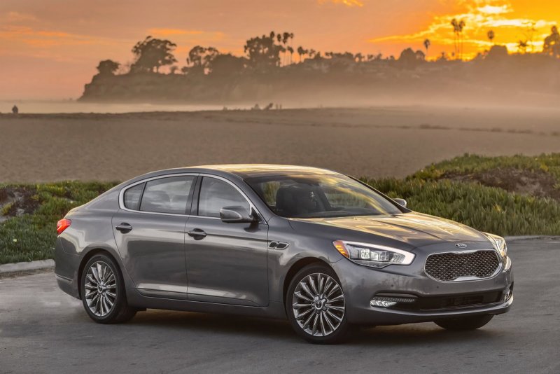 Kia k900 2021