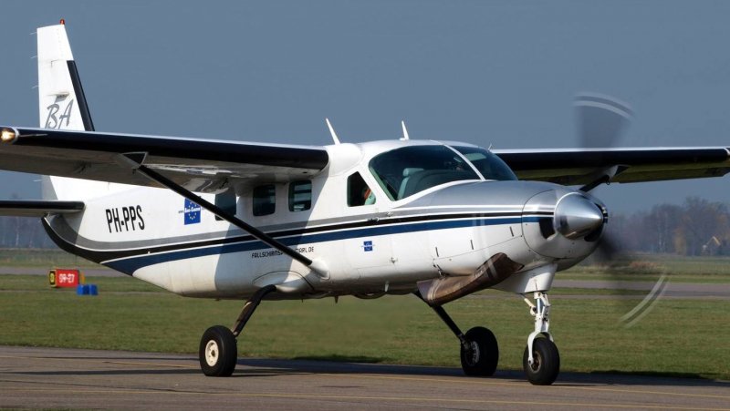 Электросамолет Cessna