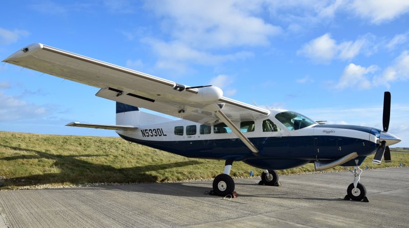 Cessna Caravan 208 Parachute