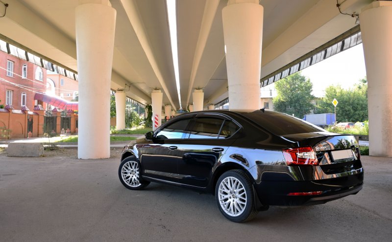 Octavia a7 FL Black
