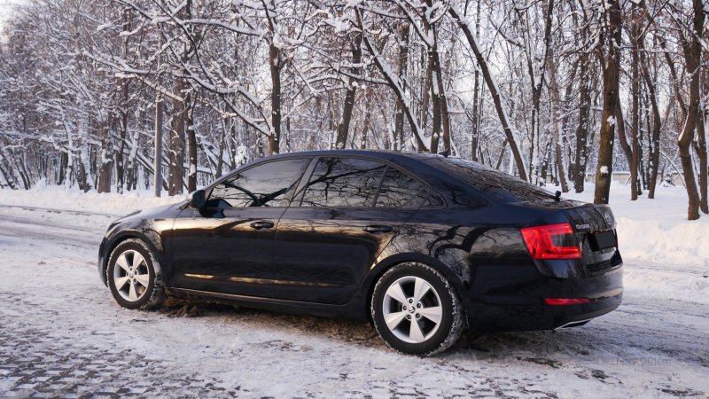 Skoda Octavia a7 черная