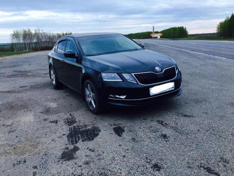 Skoda Octavia a7 черная