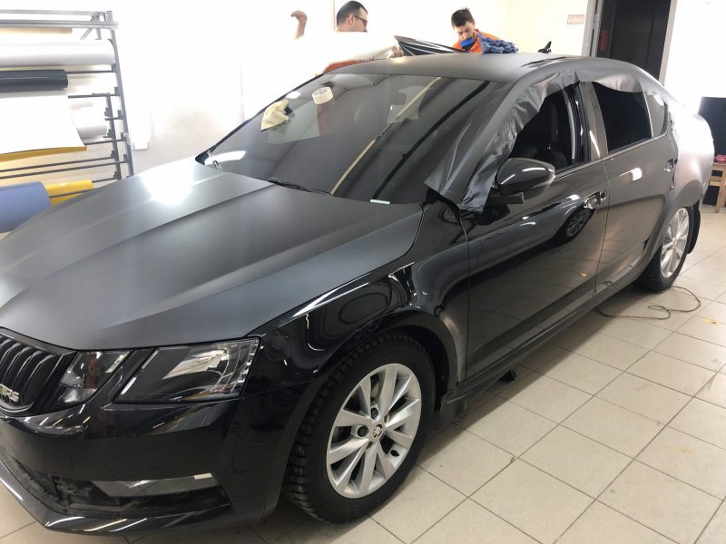 Skoda Octavia черный матовый
