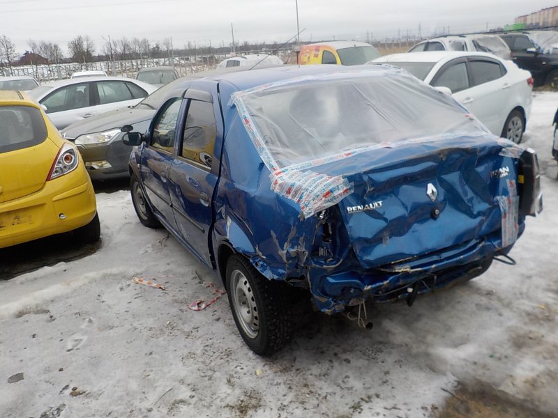 Renault Sandero битый