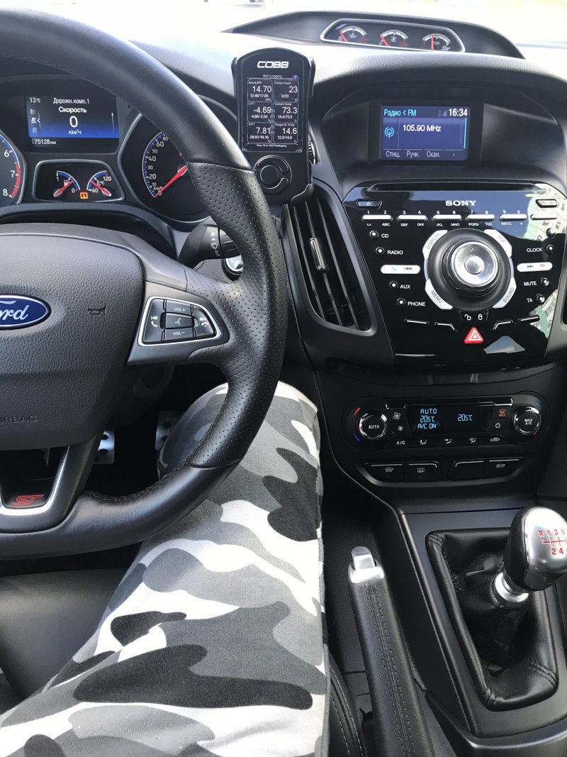 Ford Focus 3 St приборная панель