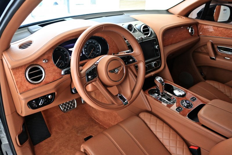 Бентли Bentayga w12 салон