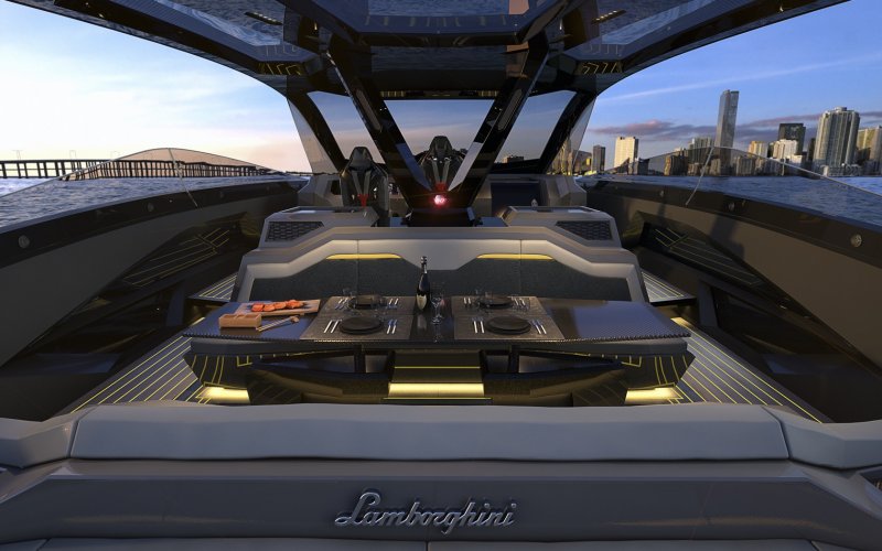 Lamborghini Sian катер