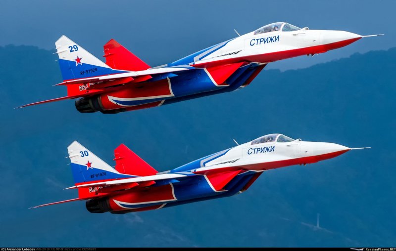 Сухой Суперджет 100 и Су 35