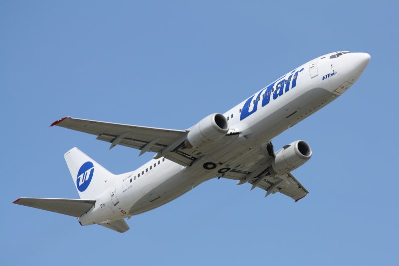 Боинг 737 400 ЮТЭЙР