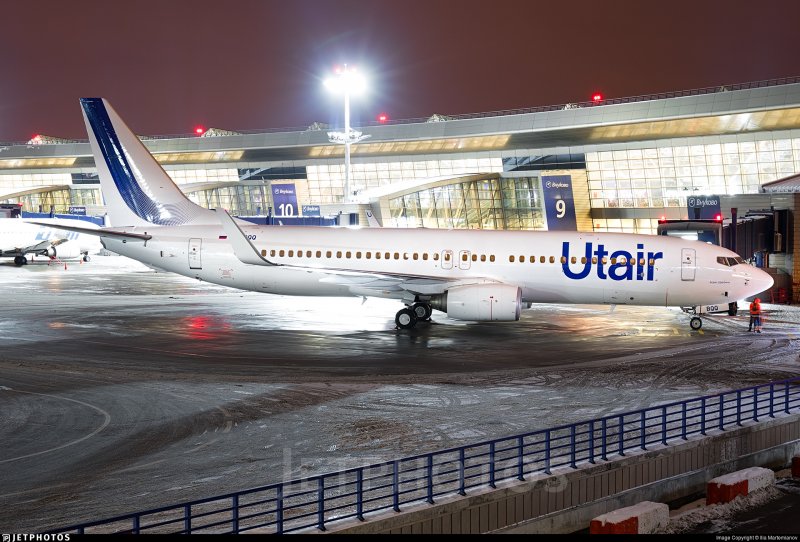 Boeing 737-8gu