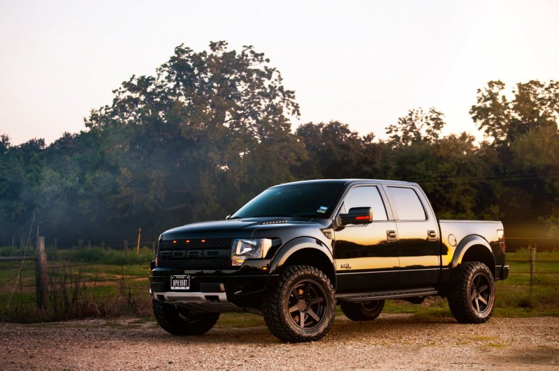 Ford f-150 Raptor джип