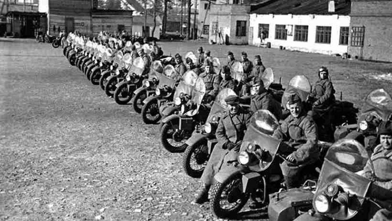 Harley-Davidson wla красной армии