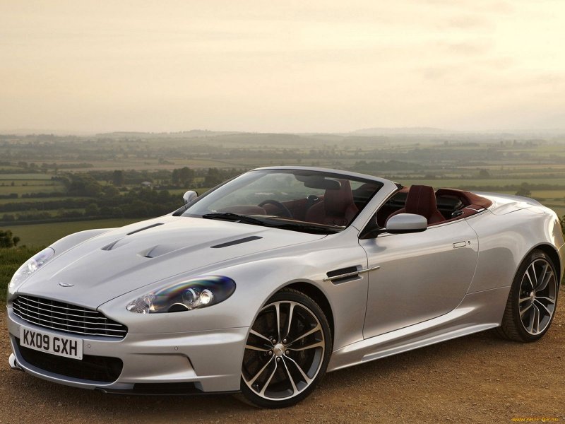 Астон Мартин ДБС 2012