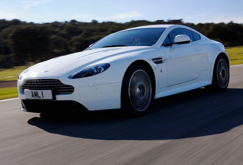 2011 Aston Martin v8 Vantage s