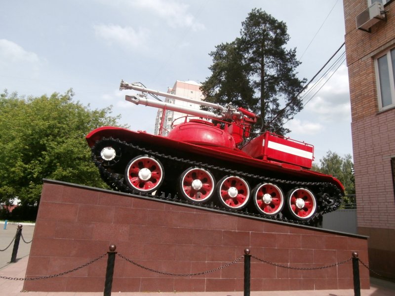 Пожарные танки фото