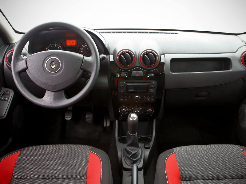 Renault Sandero 2012 салон