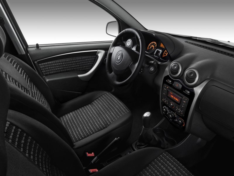 Renault Sandero 2011 салон